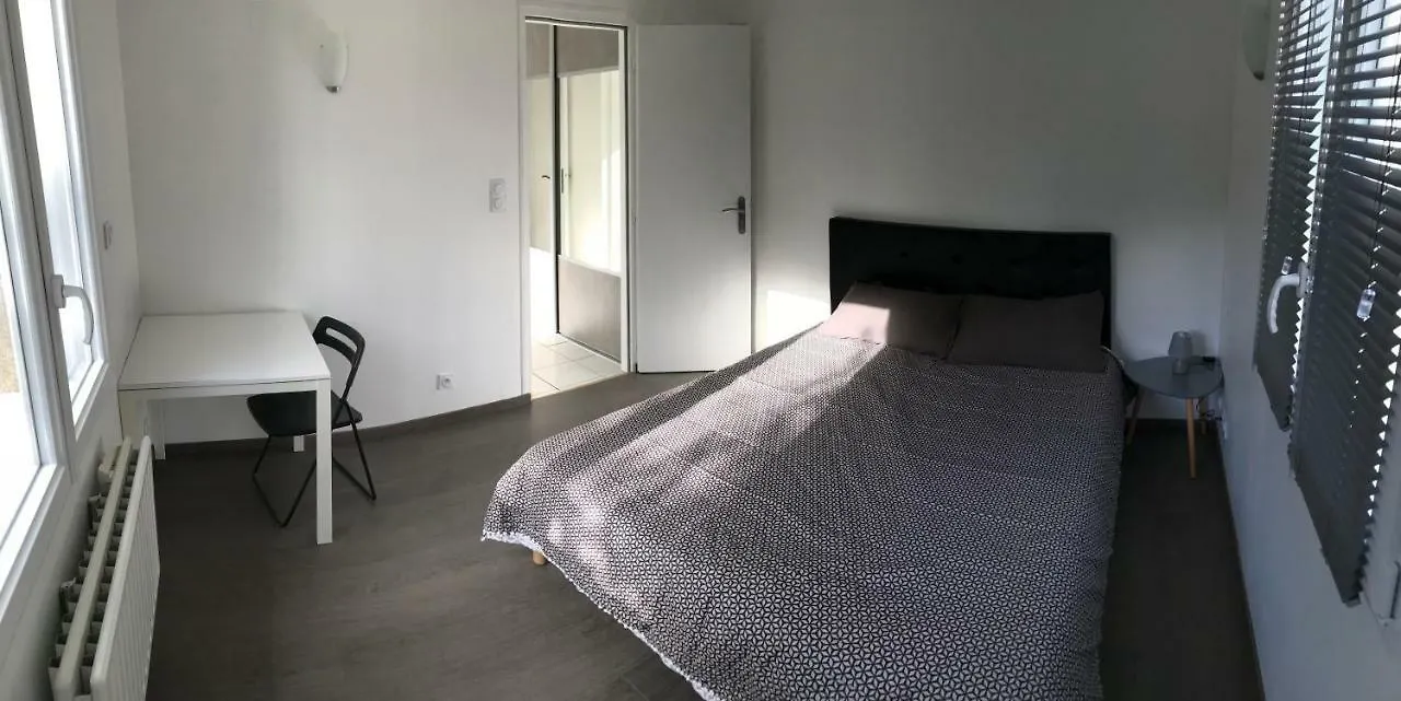 Rent Home F&F Bretagne Jusqu'A 12 Personnes Gouezec 0*,