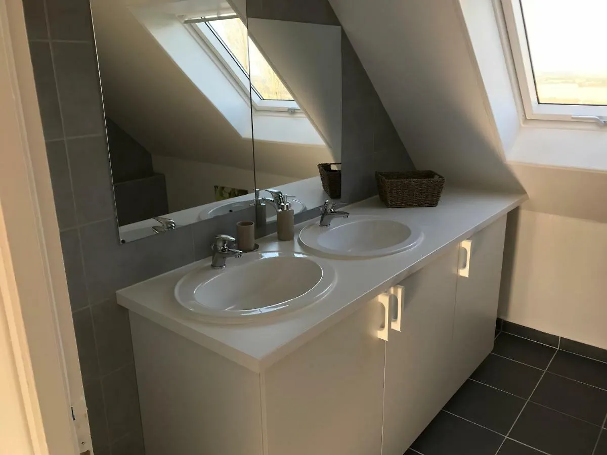 Rent Home F&F Bretagne Jusqu'A 12 Personnes Gouezec 0*,  France